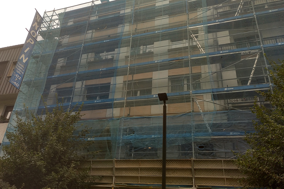 FACADE SCAFFOLDING